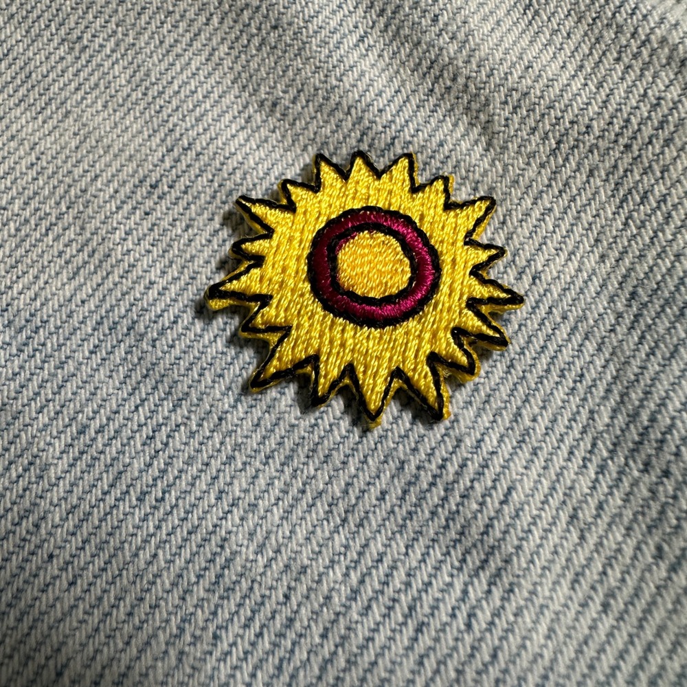 Tiny Star‎ Burst Sunflower Embroidered Iron On Patch Applique Yellow DIY Craft